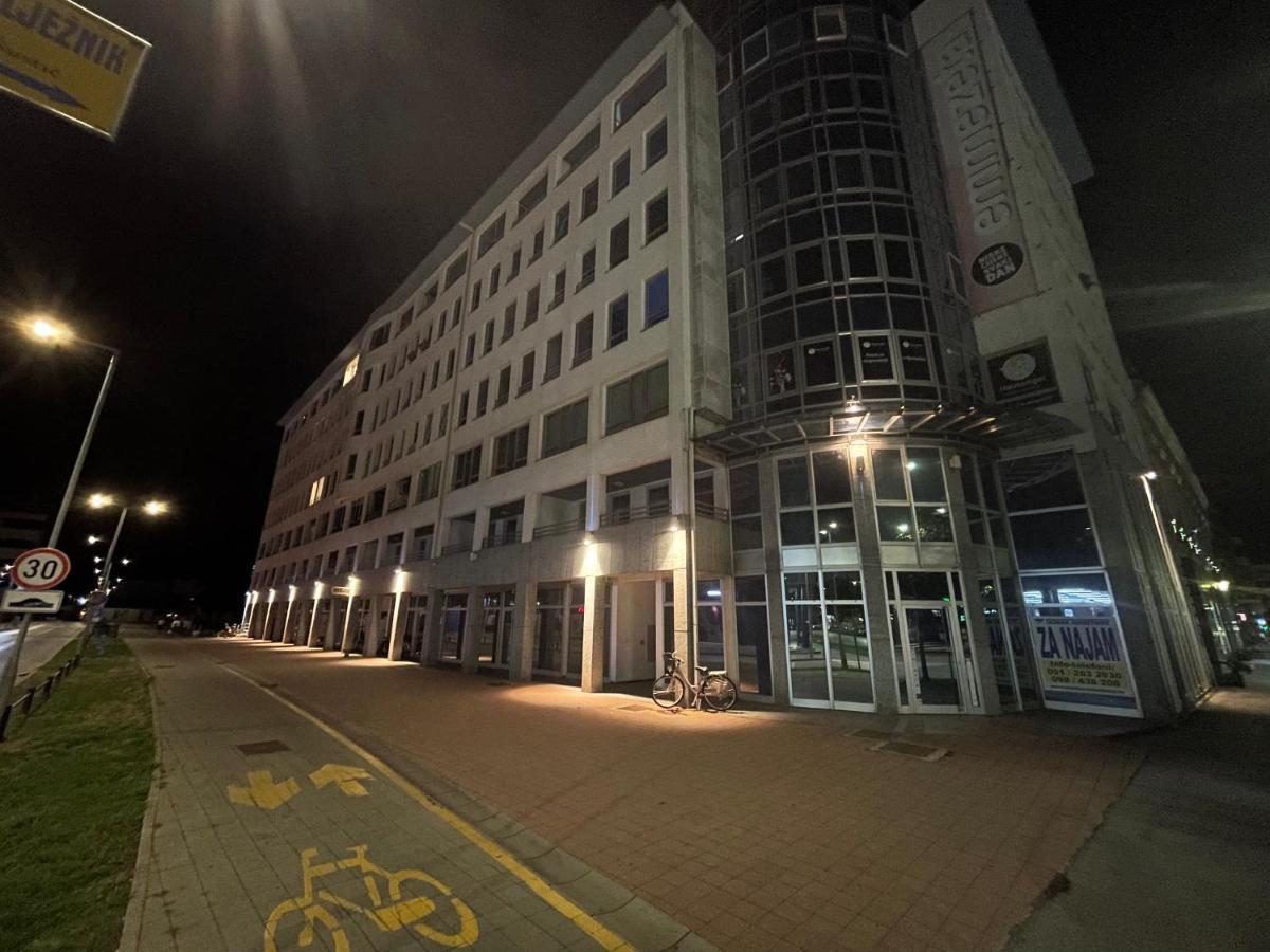 Korzo Osijek 2アパートメント エクステリア 写真
